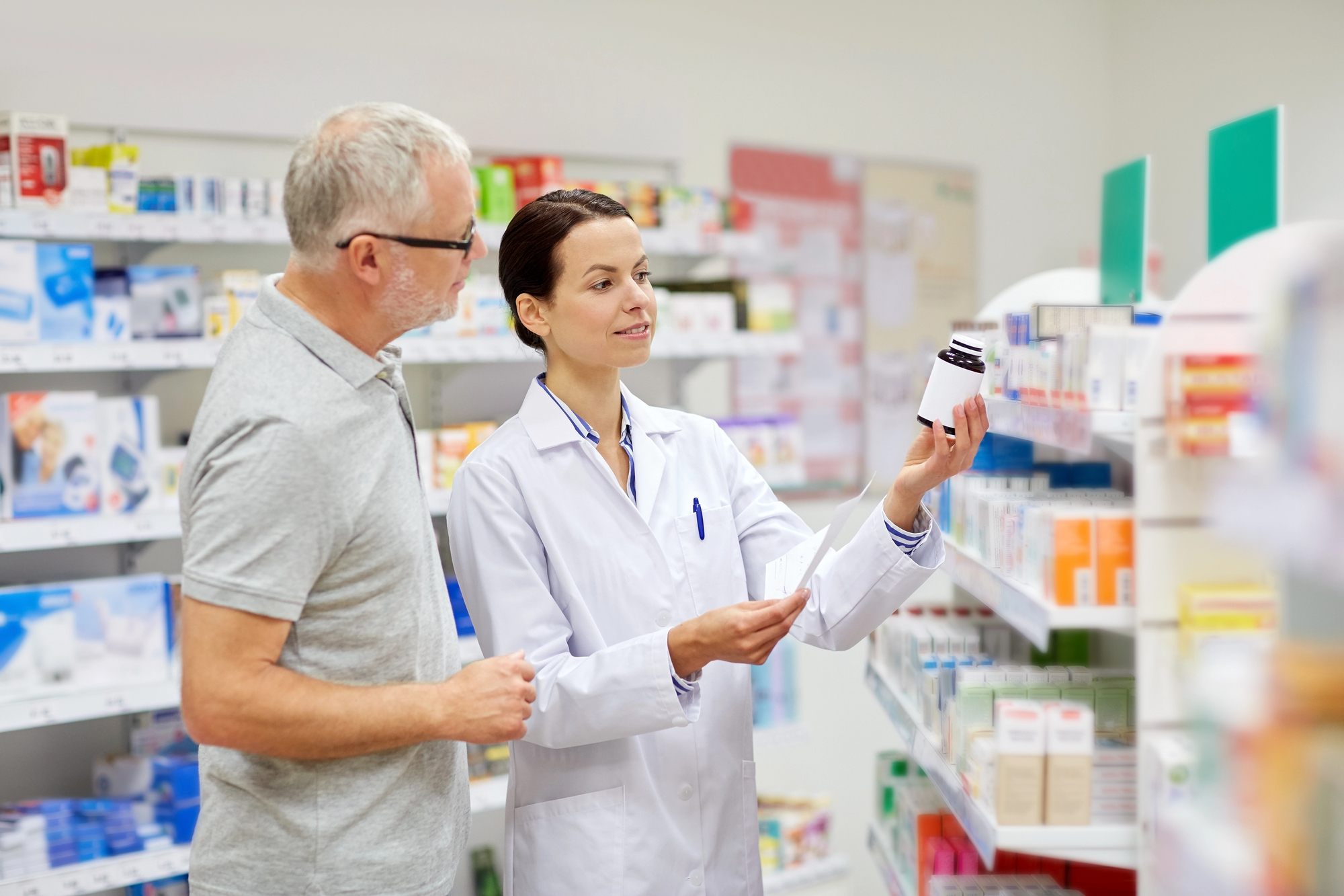 man buying medication thanks to Prescription Assistance Programs for Diabetes